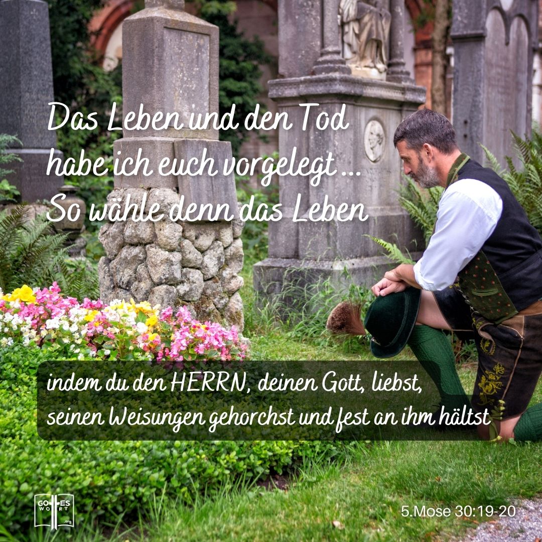 Ab und zu entsteht die Frage über christliche Bestattung: entweder Beerdigung oder Brandbestattung?